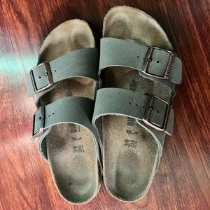 Birkenstock Arizona slide sandals